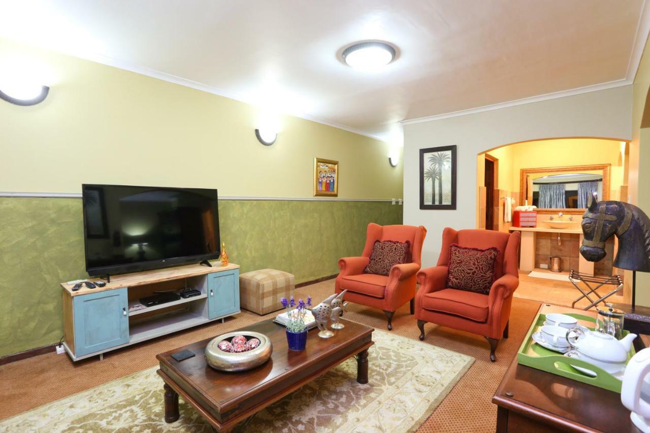 Hoekwil Shangri-La Manor (Adults Only) מראה חיצוני תמונה