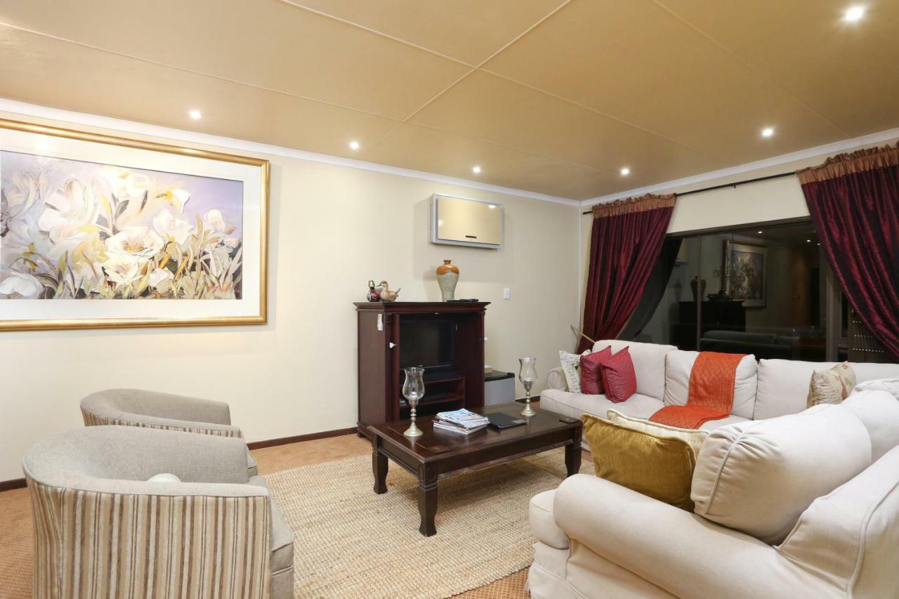 Hoekwil Shangri-La Manor (Adults Only) מראה חיצוני תמונה
